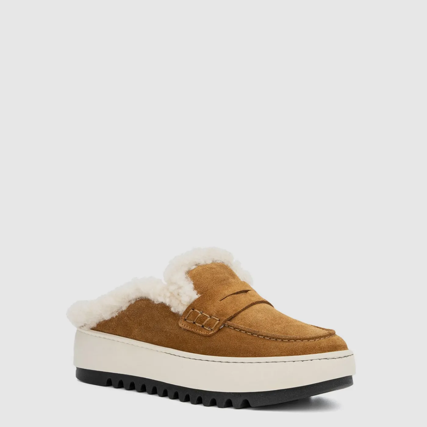 Flats*Aquatalia Amata Camel