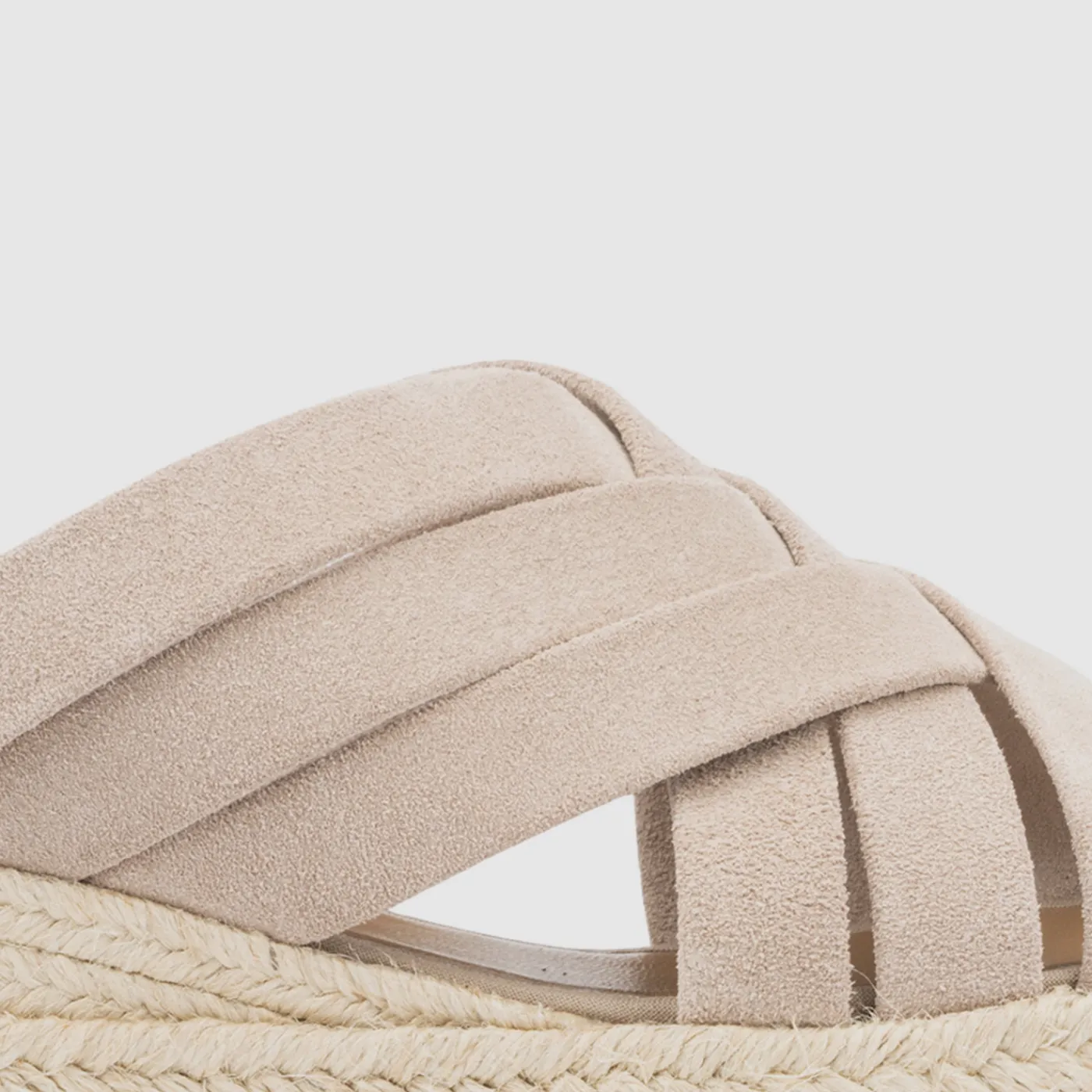 Sandals*Aquatalia Aura Shell