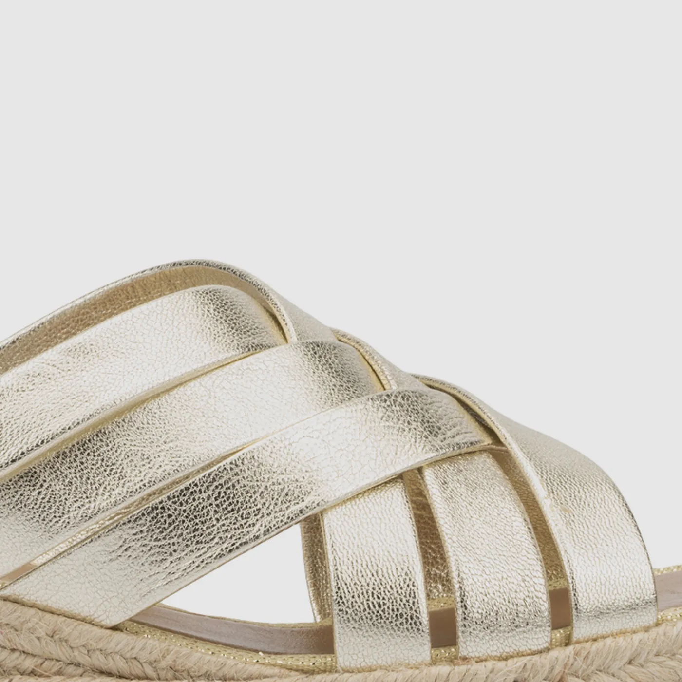 Sandals*Aquatalia Aura Platino
