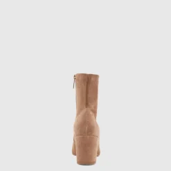 Boots*Aquatalia Demetra Champagne suede