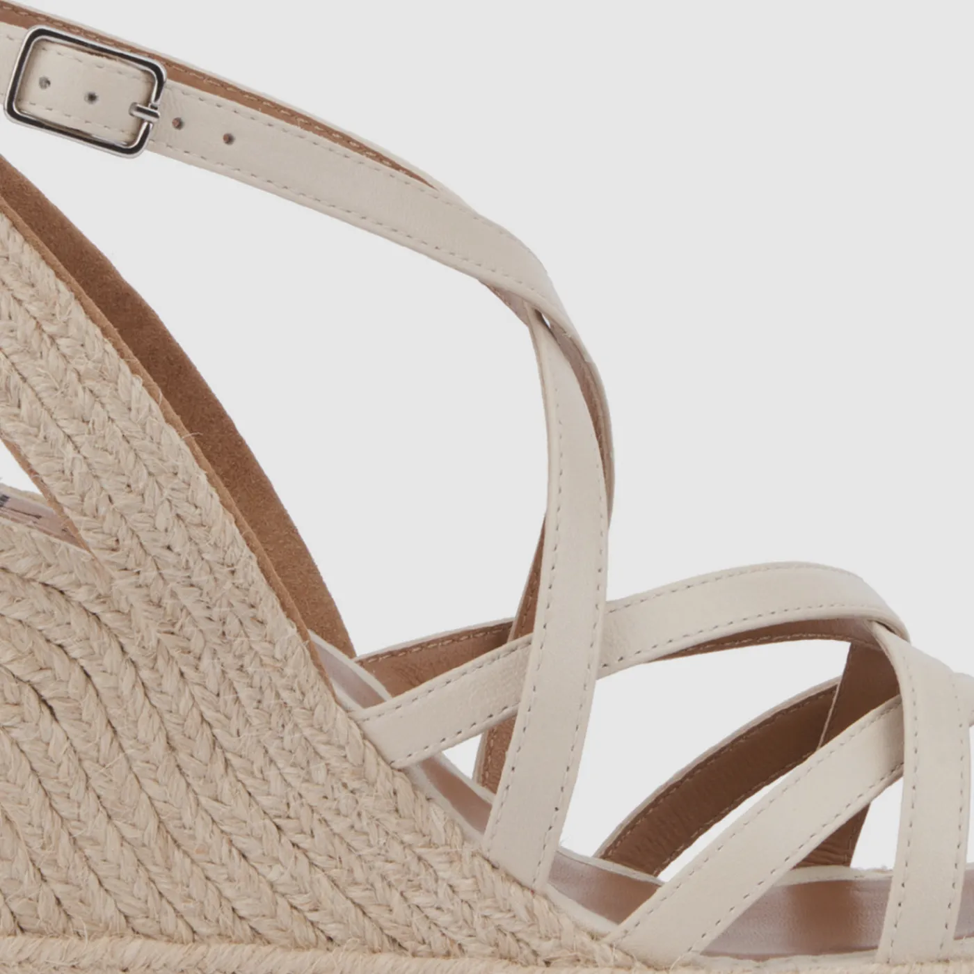 Heels|Sandals*Aquatalia Jenni Off white