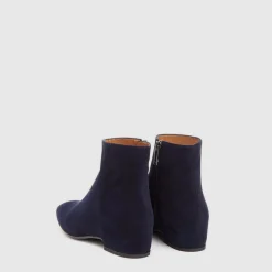 Boots*Aquatalia Ulyssa Navy